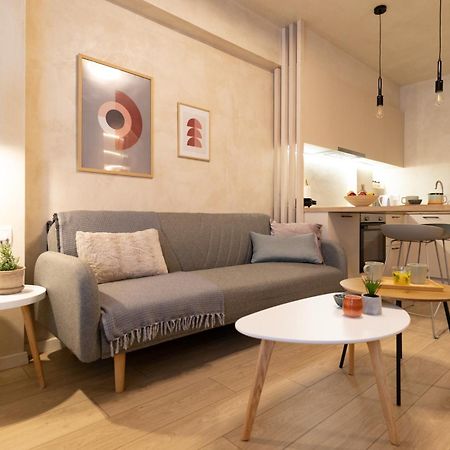 Apo-Zachari Elegant Apartment Larissa Esterno foto
