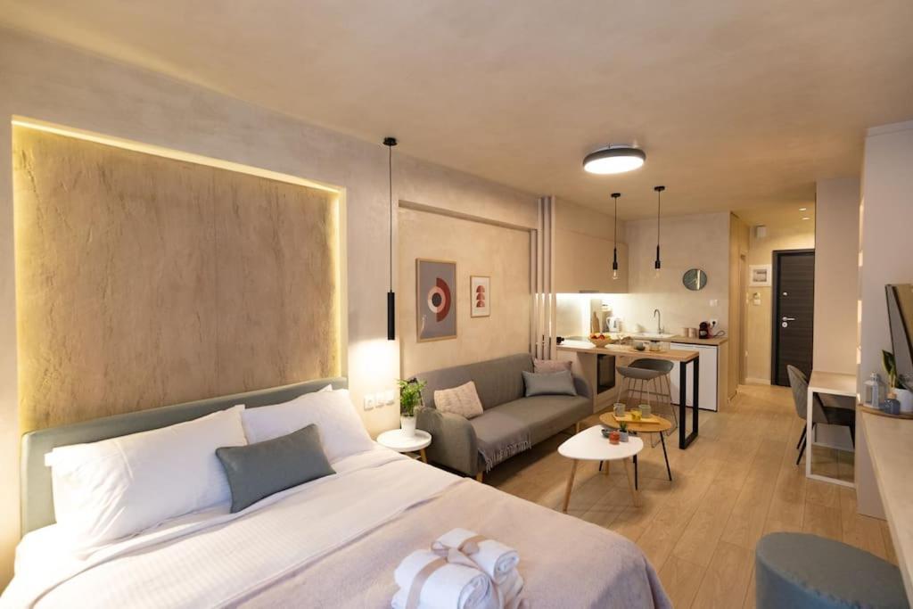 Apo-Zachari Elegant Apartment Larissa Esterno foto