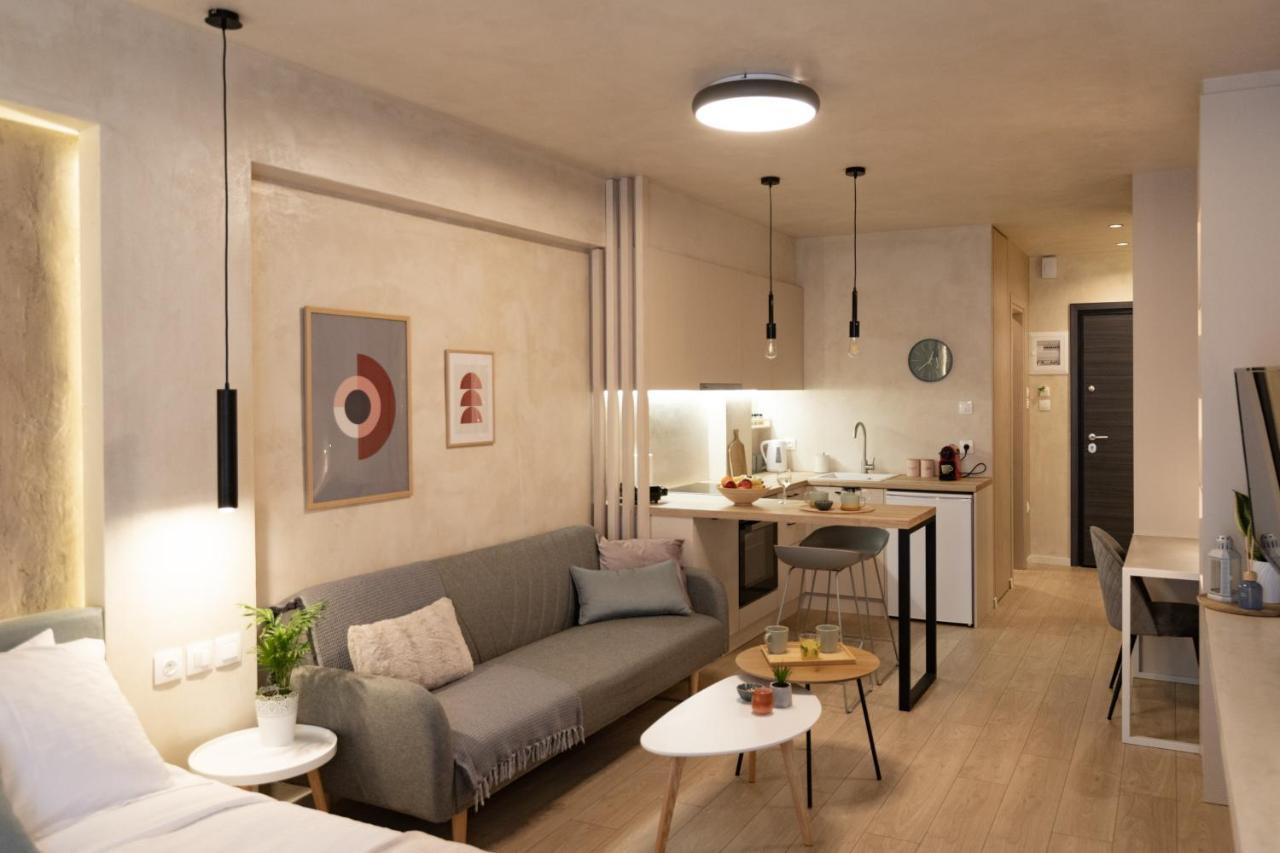 Apo-Zachari Elegant Apartment Larissa Esterno foto